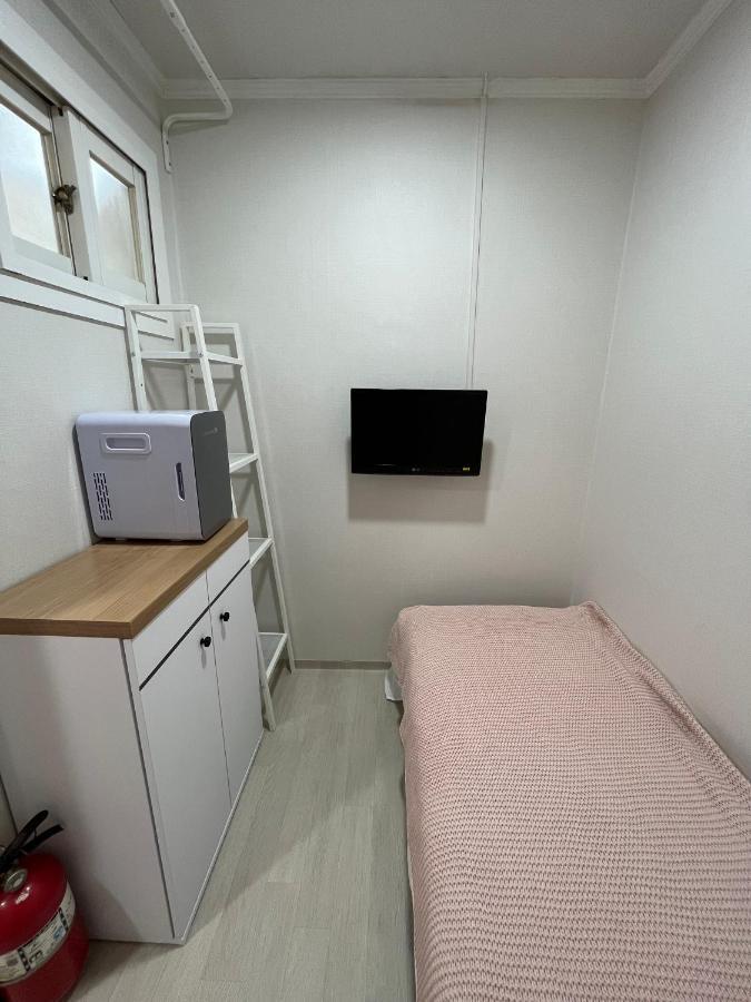 The Stay Cube House - Female Only Σεούλ Εξωτερικό φωτογραφία